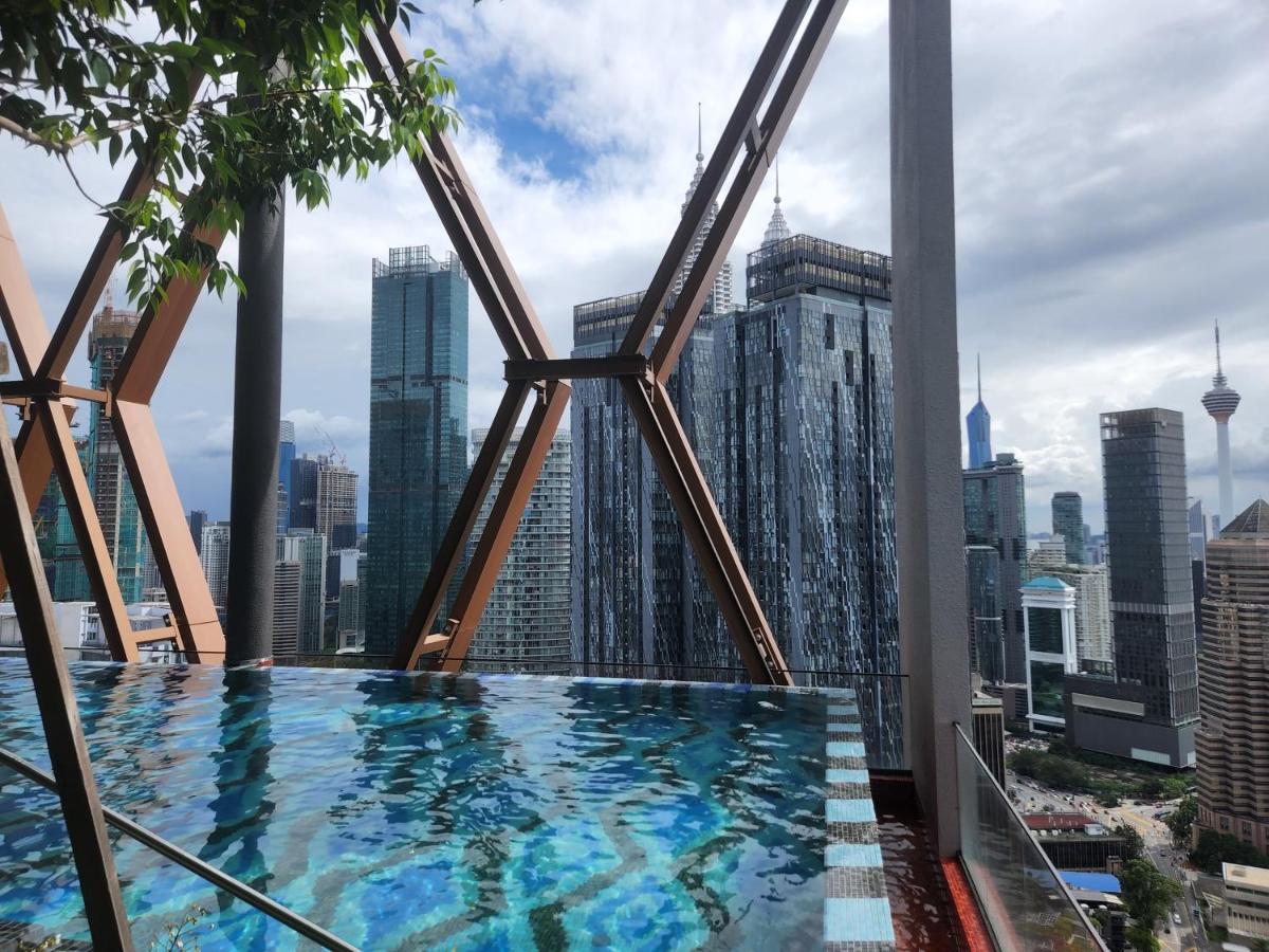 Infini Suites@ Scarletz Suites Klcc Куала Лумпур Екстериор снимка